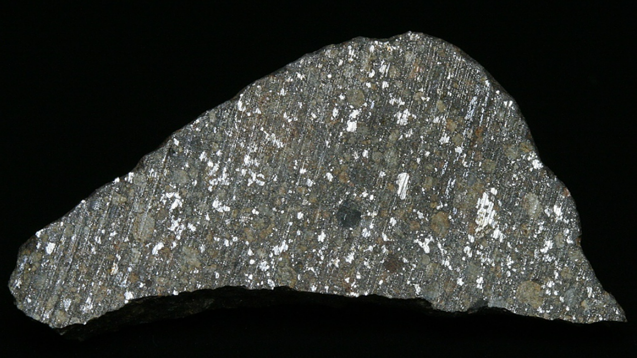 A H3.8 chondrite meteorite